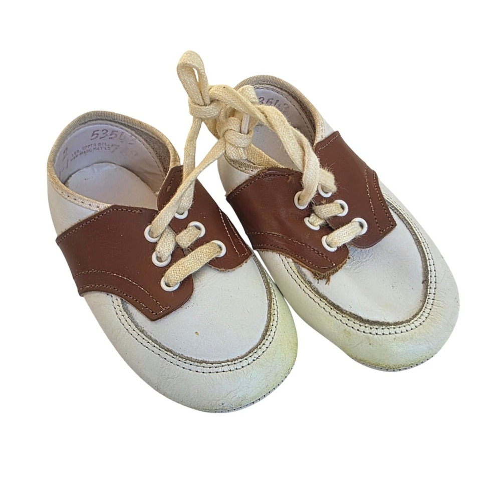Vintage Baby Saddle Shoes White Brown Leather Lace Up Toddler Infant Size 2 1940
